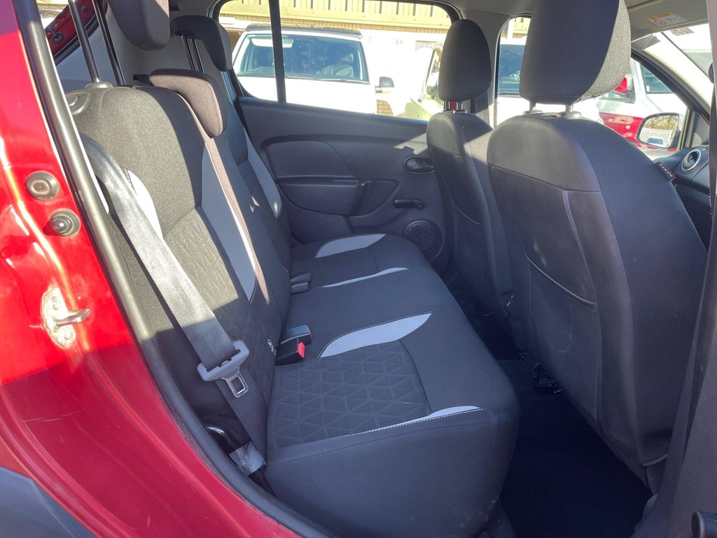 Used Dacia Sandero Stepway 2015 for sale - 76454686: Photo 11