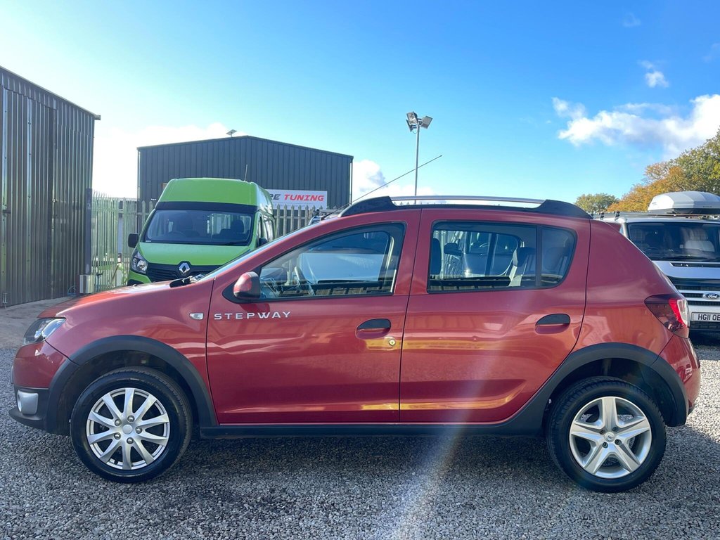 Used Dacia Sandero Stepway 2015 for sale - 76454686: Photo 17