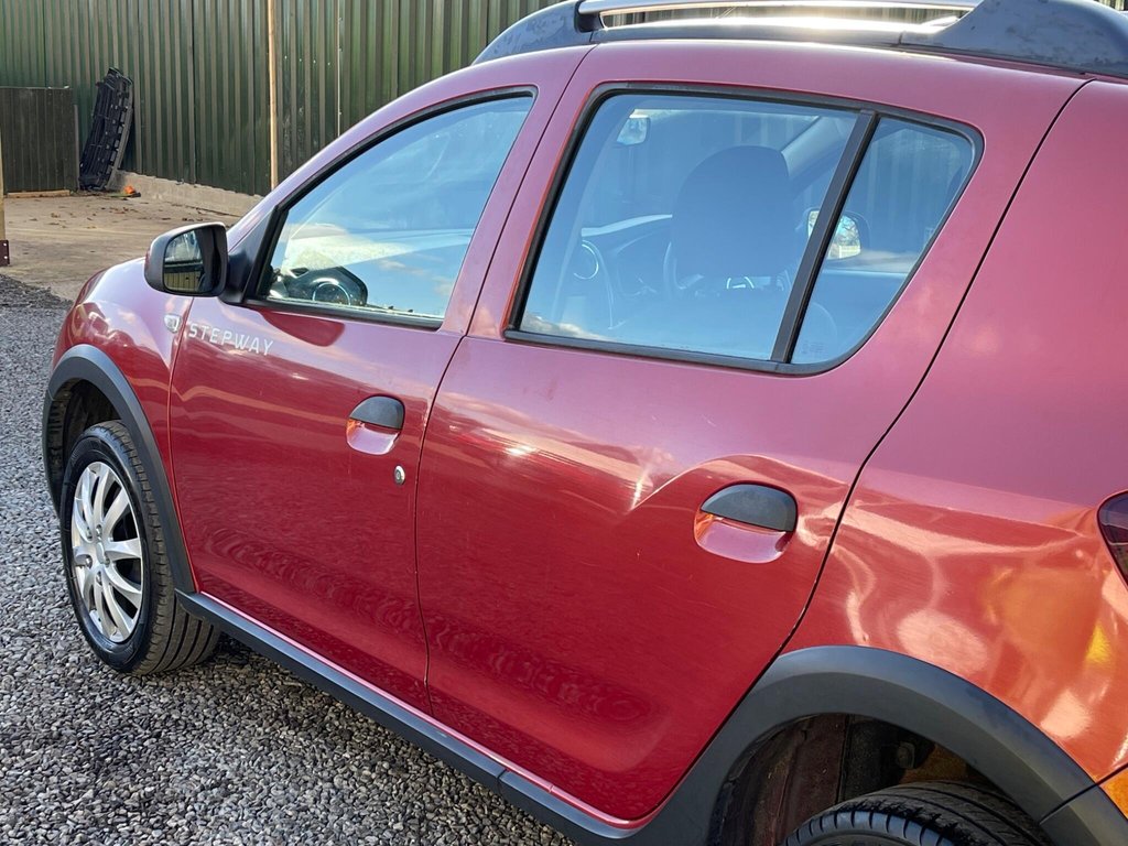 Used Dacia Sandero Stepway 2015 for sale - 76454686: Photo 26