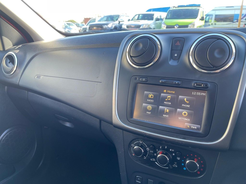 Used Dacia Sandero Stepway 2015 for sale - 76454686: Photo 8