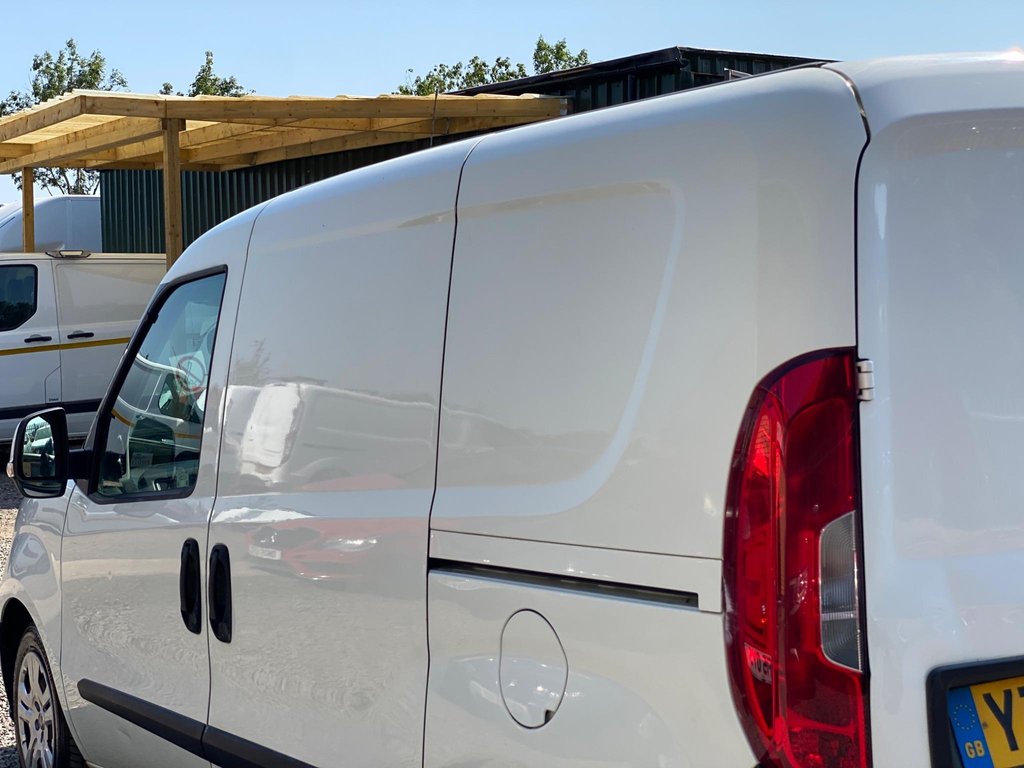 Used Fiat Doblo 2015 for sale - 76528735: Photo 28