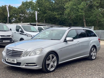 Used Mercedes-Benz E Class 2011 for sale - 79327935: Photo