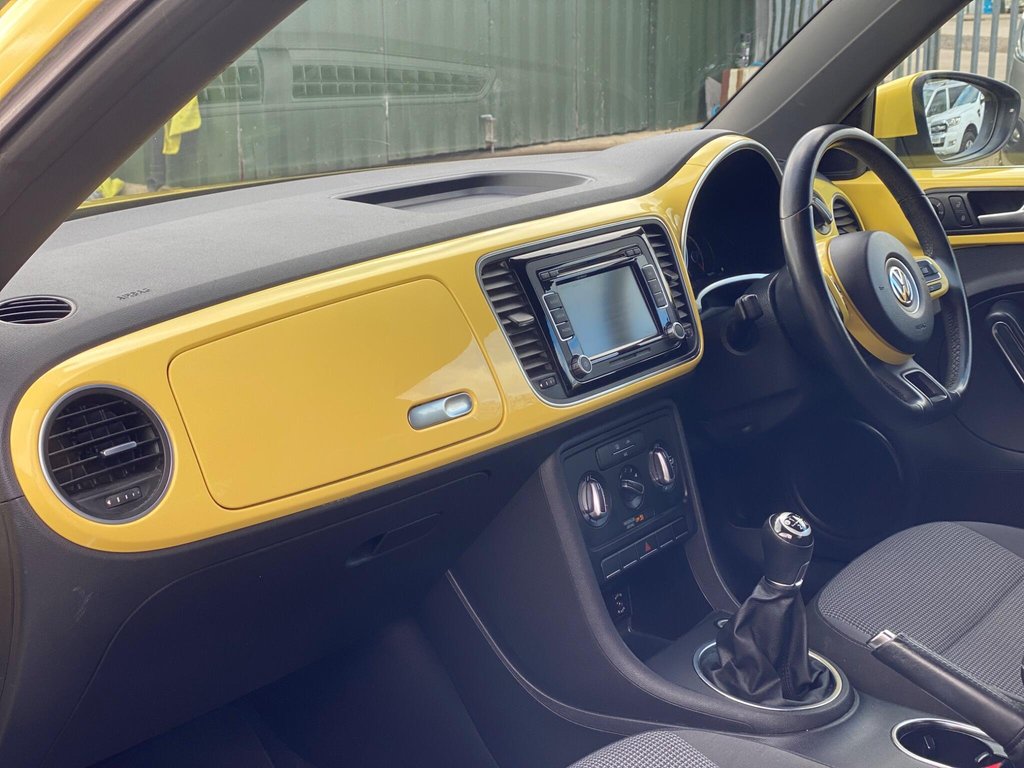 Used Volkswagen Beetle 2014 for sale - 78140711: Photo 14