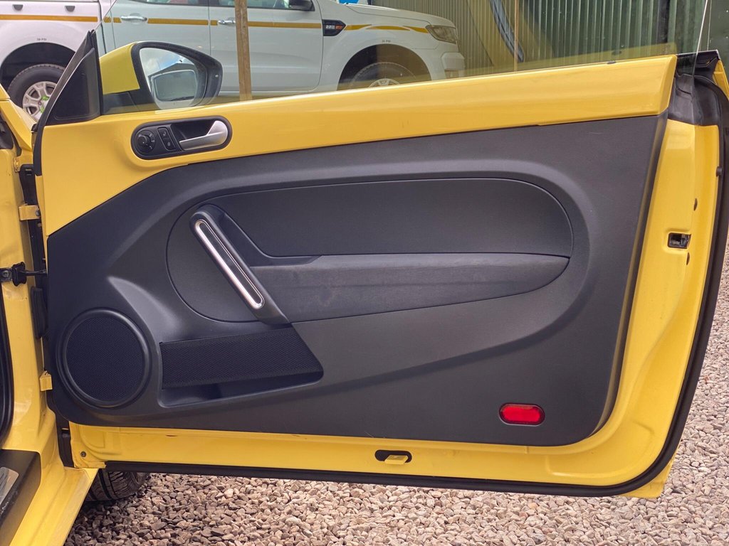 Used Volkswagen Beetle 2014 for sale - 78140711: Photo 42