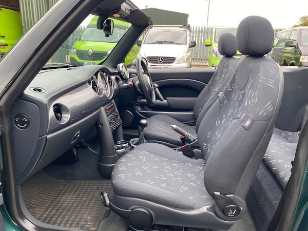Used MINI Convertible 2007 for sale - 76333996: Photo 14