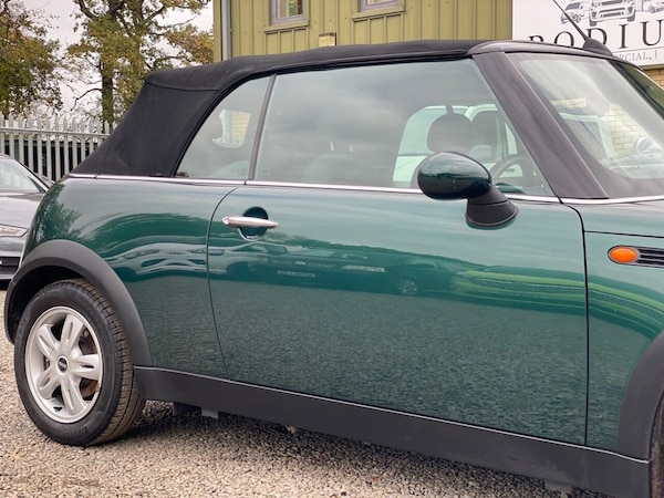 Used MINI Convertible 2007 for sale - 76333996: Photo 23