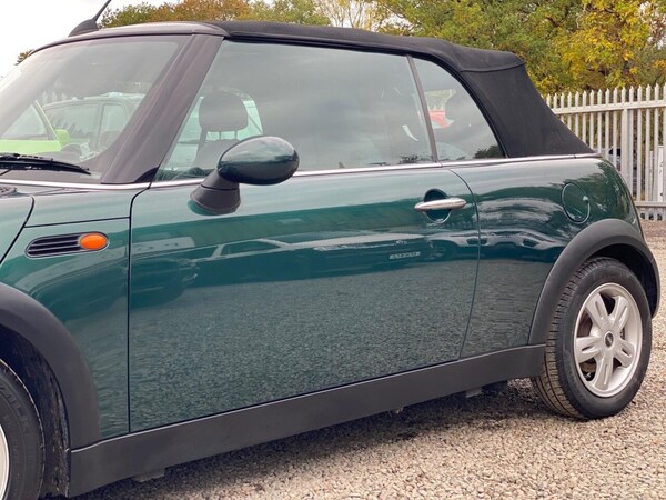 Used MINI Convertible 2007 for sale - 76333996: Photo 24