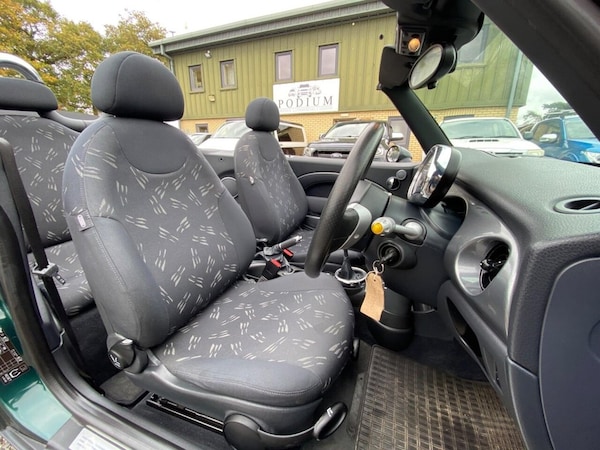 Used MINI Convertible 2007 for sale - 76333996: Photo 33