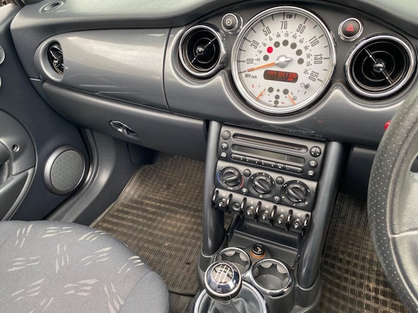 Used MINI Convertible 2007 for sale - 76333996: Photo 34