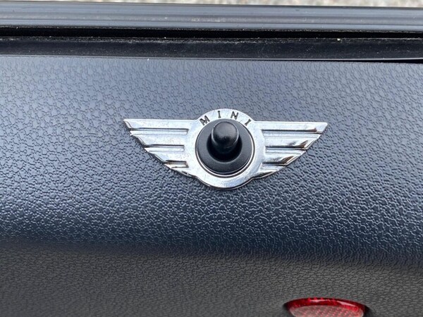 Used MINI Convertible 2007 for sale - 76333996: Photo 43