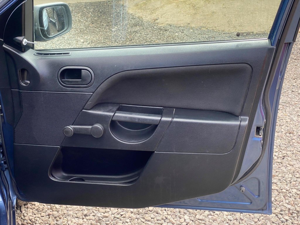 Used Ford Fiesta 2006 for sale - 77841337: Photo 39