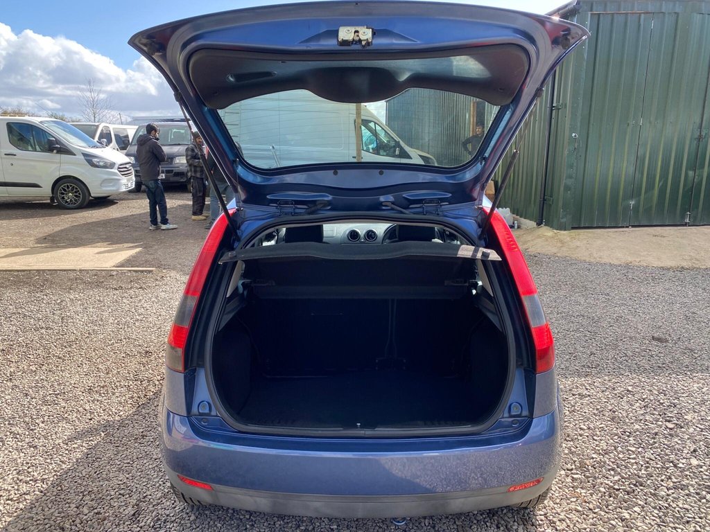 Used Ford Fiesta 2006 for sale - 77841337: Photo 43