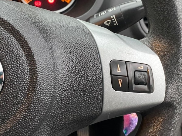 Used Vauxhall Corsa 2014 for sale - 76185501: Photo 32