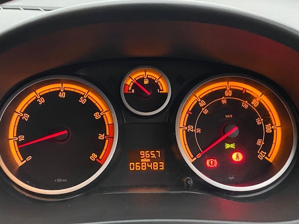 Used Vauxhall Corsa 2014 for sale - 76185501: Photo 39