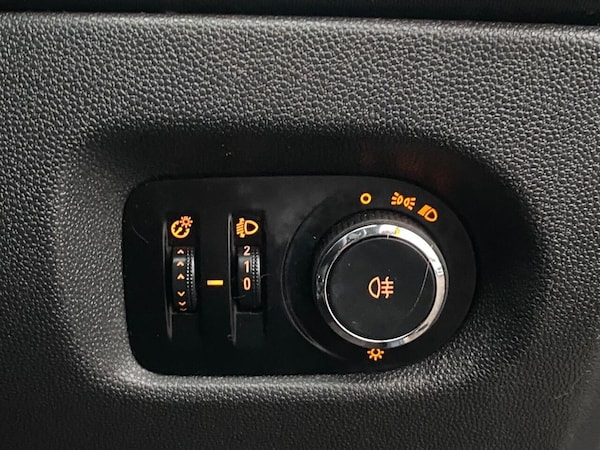 Used Vauxhall Corsa 2014 for sale - 76185501: Photo 42