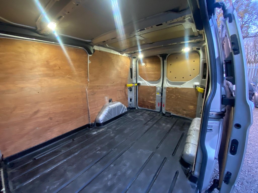 Used Ford Transit Custom 2016 for sale - 76642751: Photo 10