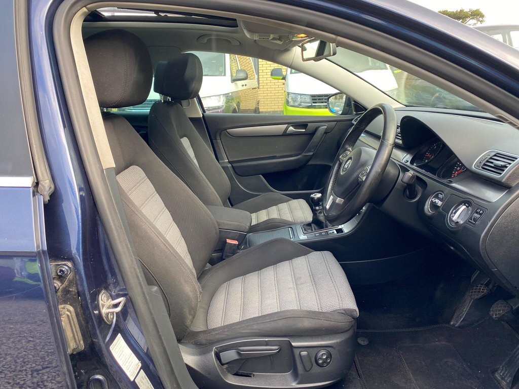 Used Volkswagen Passat 2012 for sale - 77498835: Photo 32