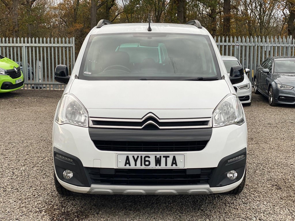 Used Citroen Berlingo Multispace 2016 for sale - 76482349: Photo 16