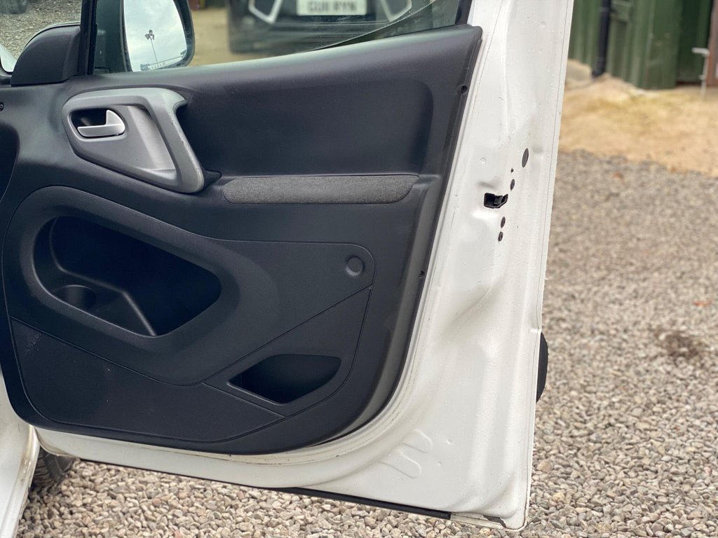 Used Citroen Berlingo Multispace 2016 for sale - 76482349: Photo 39