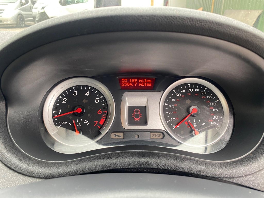 Used Renault Clio 2011 for sale - 77780571: Photo 10