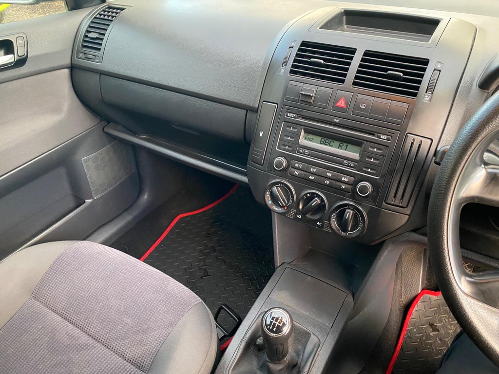 Used Volkswagen Polo 2006 for sale - 77360046: Photo 32