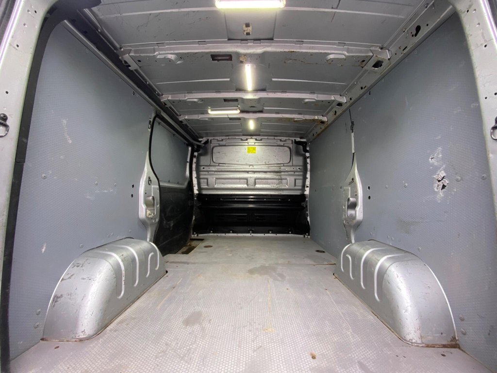 Used Renault Trafic 2015 for sale - 77399741: Photo 12