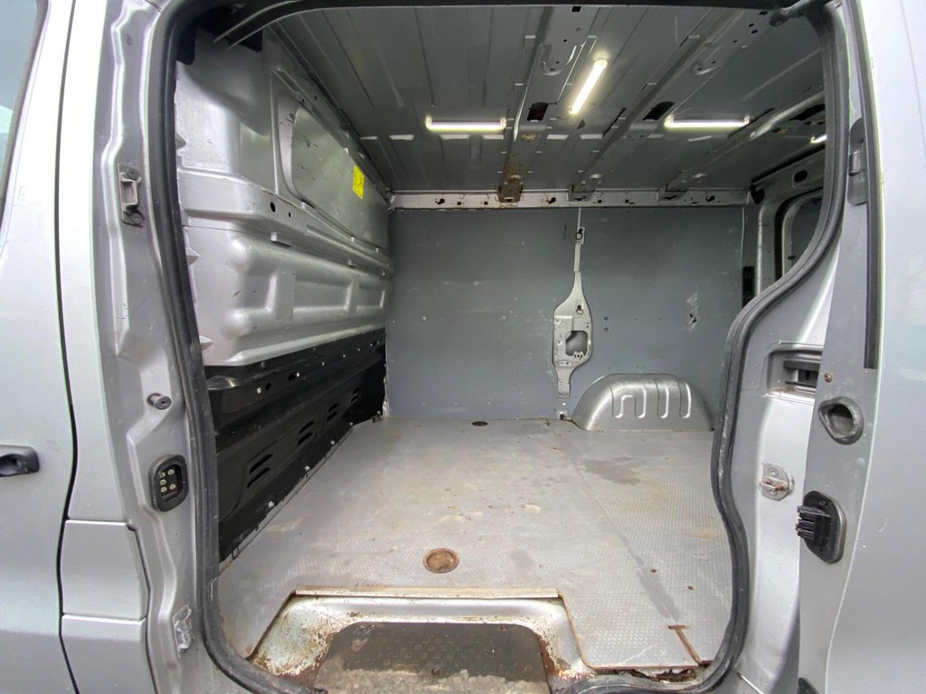 Used Renault Trafic 2015 for sale - 77399741: Photo 15