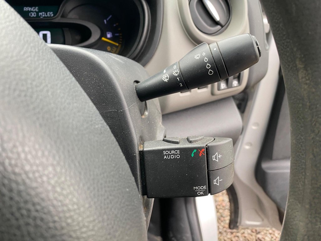 Used Renault Trafic 2015 for sale - 77399741: Photo 37