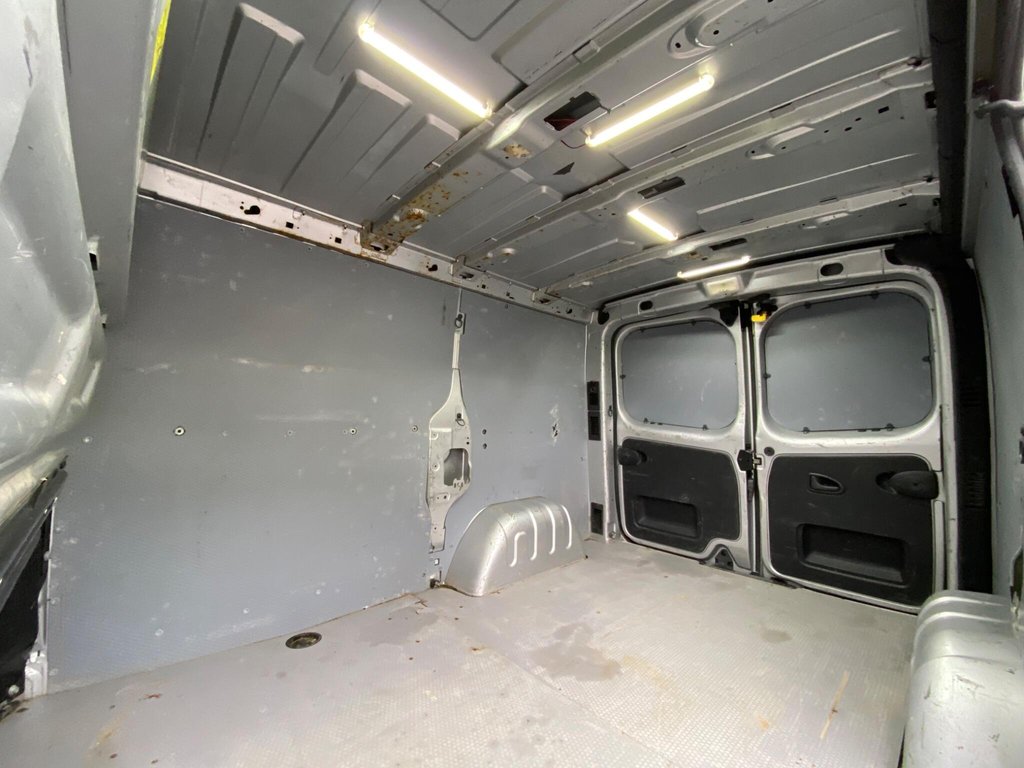 Used Renault Trafic 2015 for sale - 77399741: Photo 45