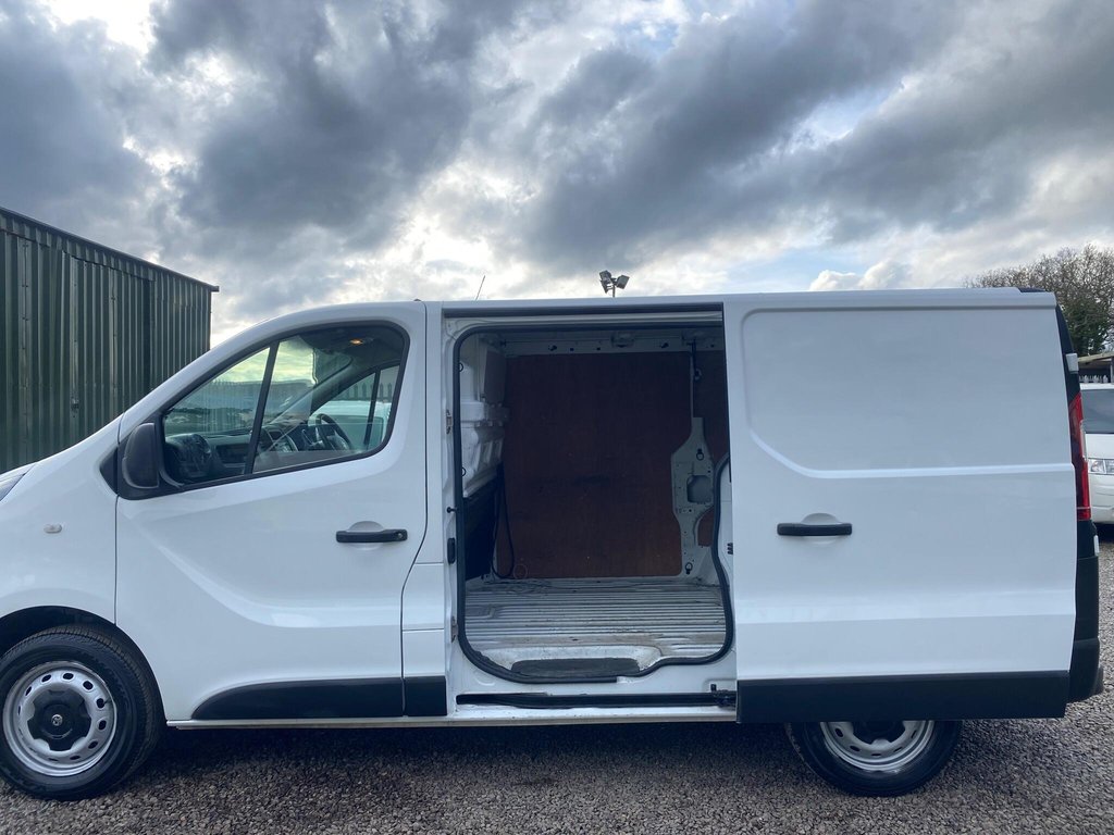 Used Vauxhall Vivaro 2016 for sale - 77499171: Photo 46