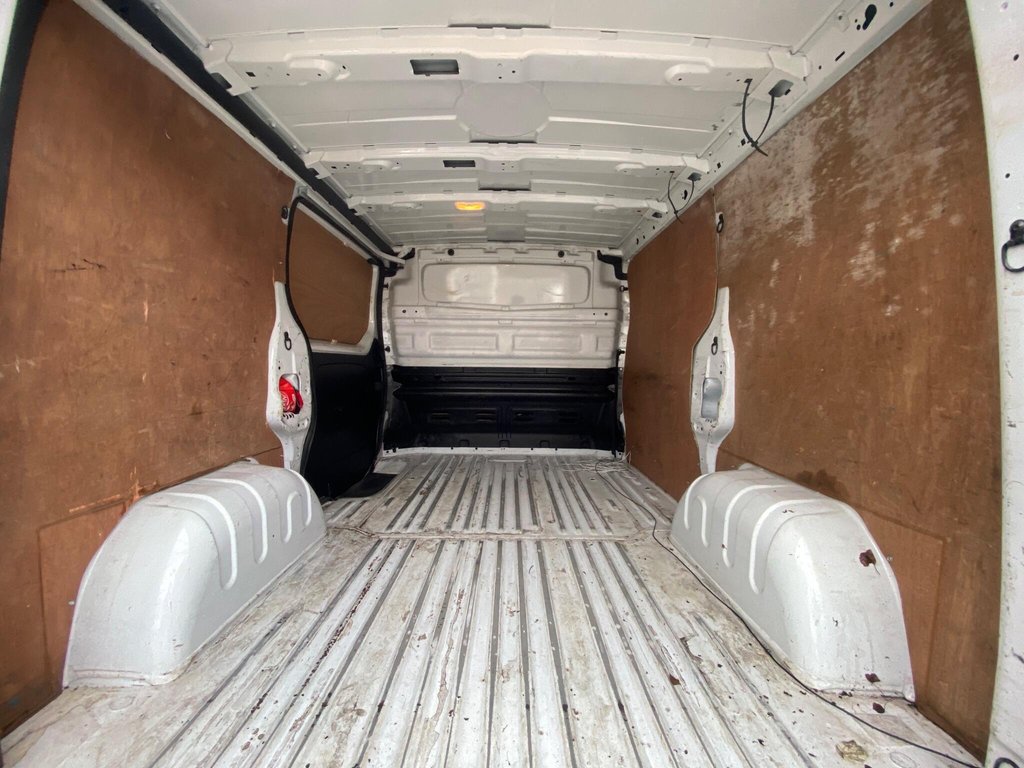 Used Vauxhall Vivaro 2016 for sale - 77499171: Photo 9