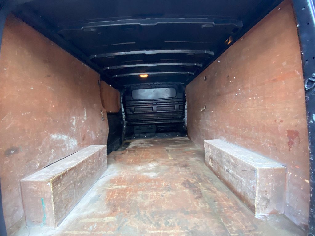 Used Vauxhall Vivaro 2015 for sale - 77621145: Photo 48