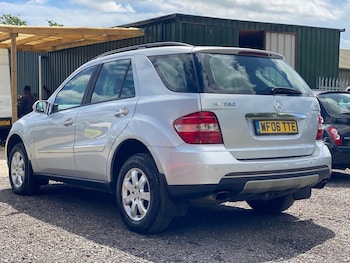 Used Mercedes-Benz M Class 2006 for sale - 78896401: Photo