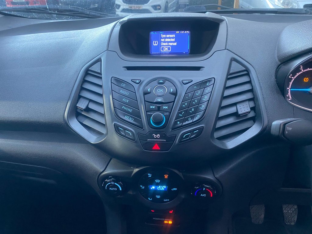 Used Ford Ecosport 2015 for sale - 76509969: Photo 26