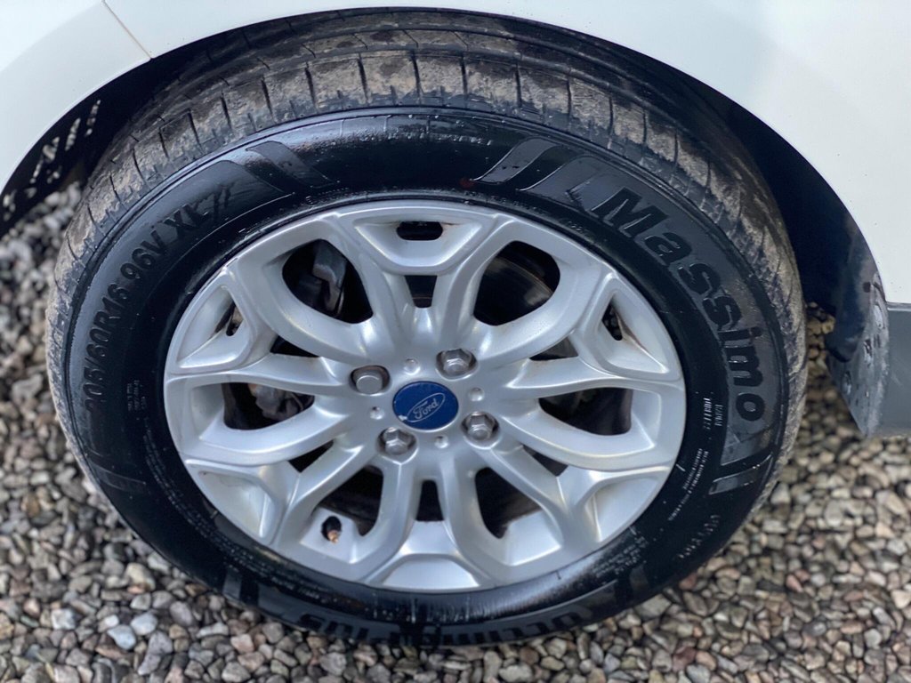 Used Ford Ecosport 2015 for sale - 76509969: Photo 46