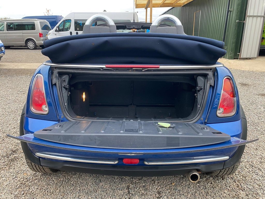 Used MINI Convertible 2007 for sale - 76345624: Photo 40