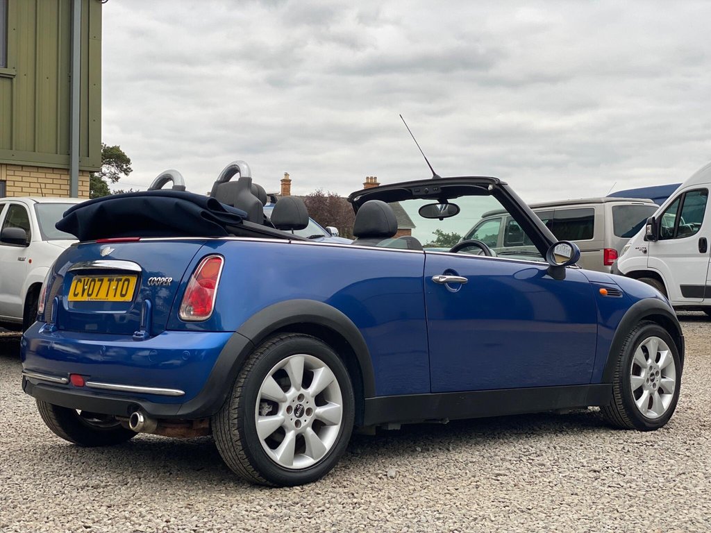 Used MINI Convertible 2007 for sale - 76345624: Photo 5