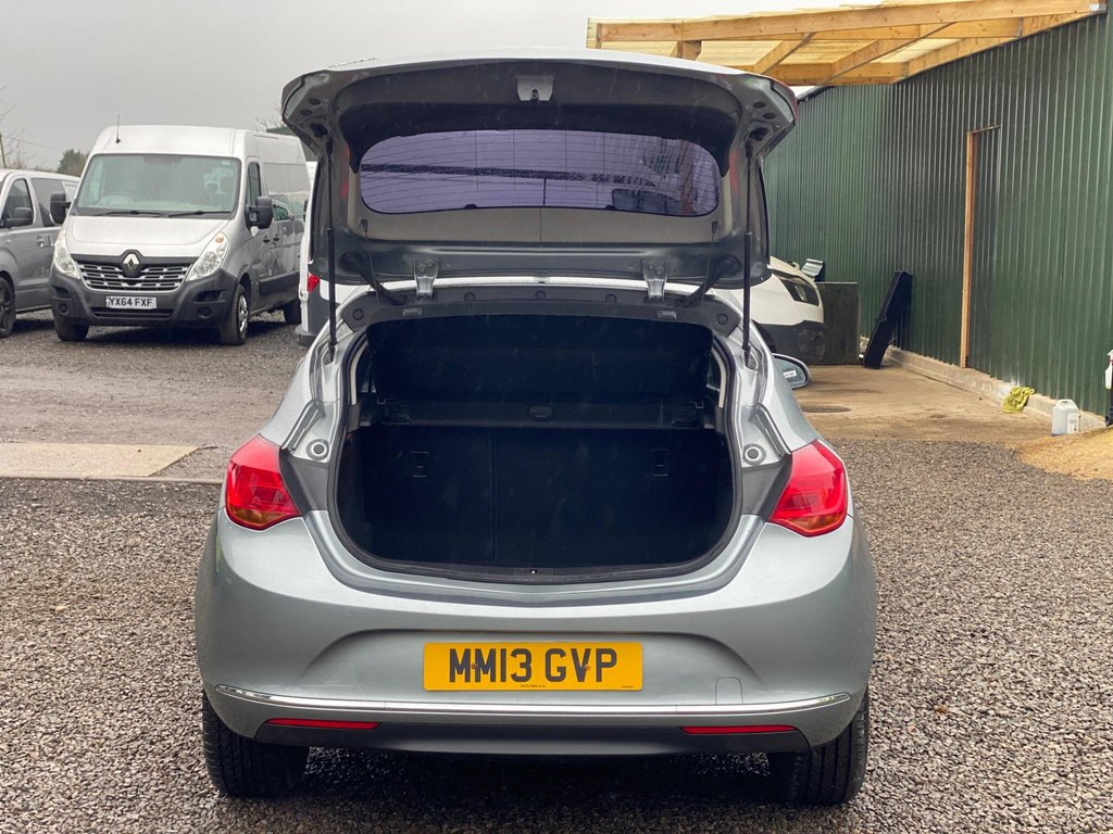 Used Vauxhall Astra 2013 for sale - 77547099: Photo 11