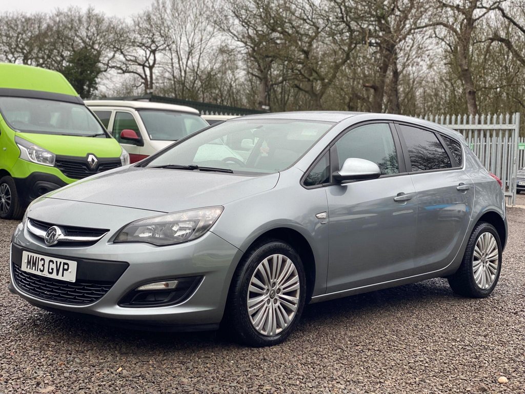 Used Vauxhall Astra 2013 for sale - 77547099: Photo 3