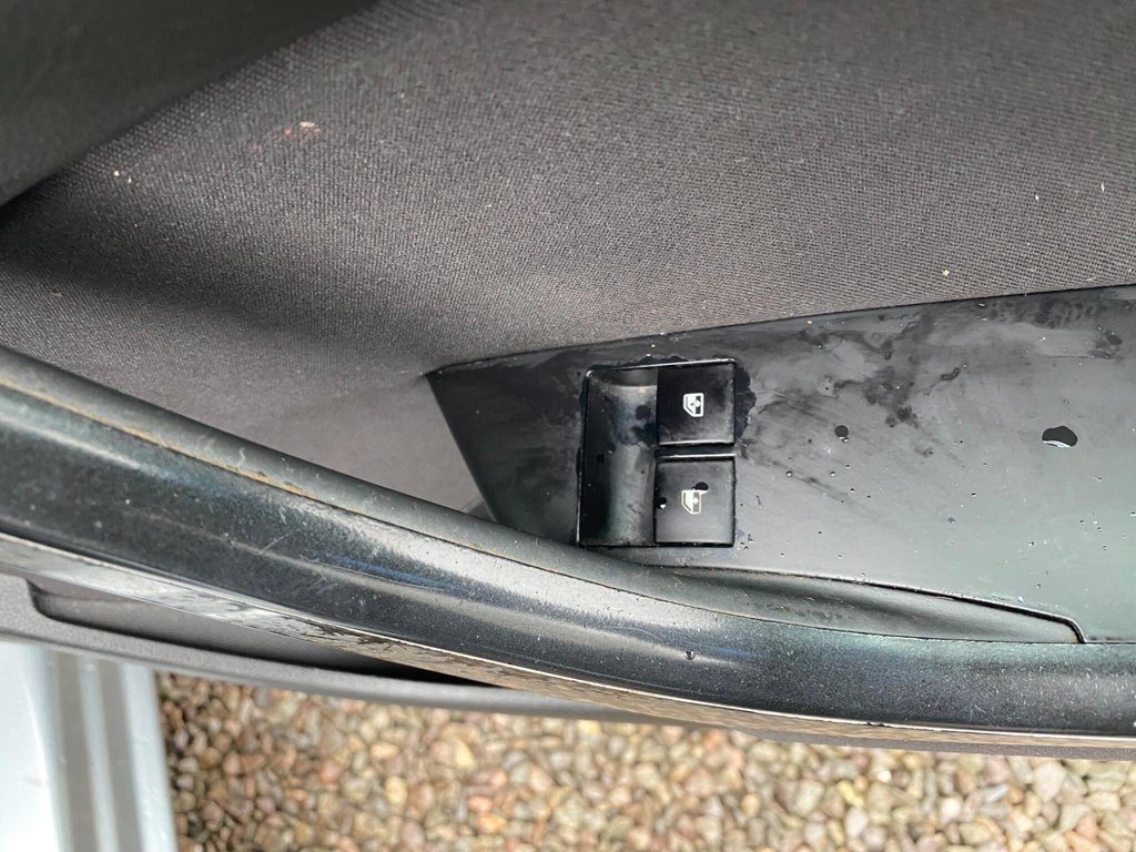 Used Vauxhall Astra 2013 for sale - 77547099: Photo 38