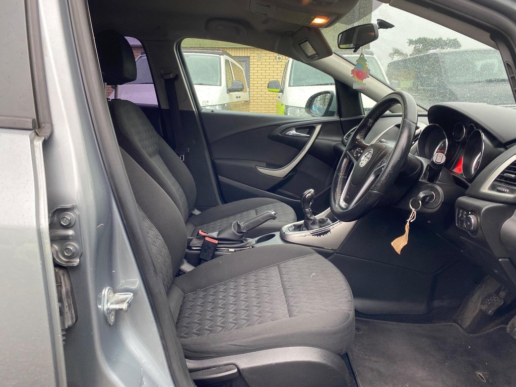 Used Vauxhall Astra 2013 for sale - 77547099: Photo 7