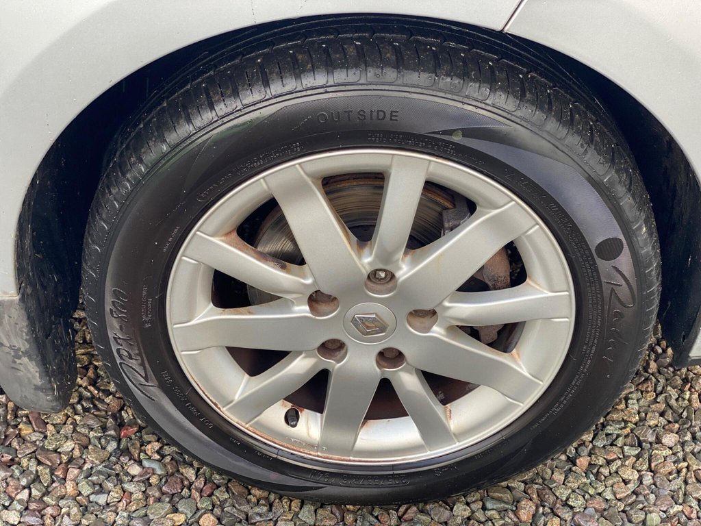 Used Renault Megane 2010 for sale - 77236388: Photo 10