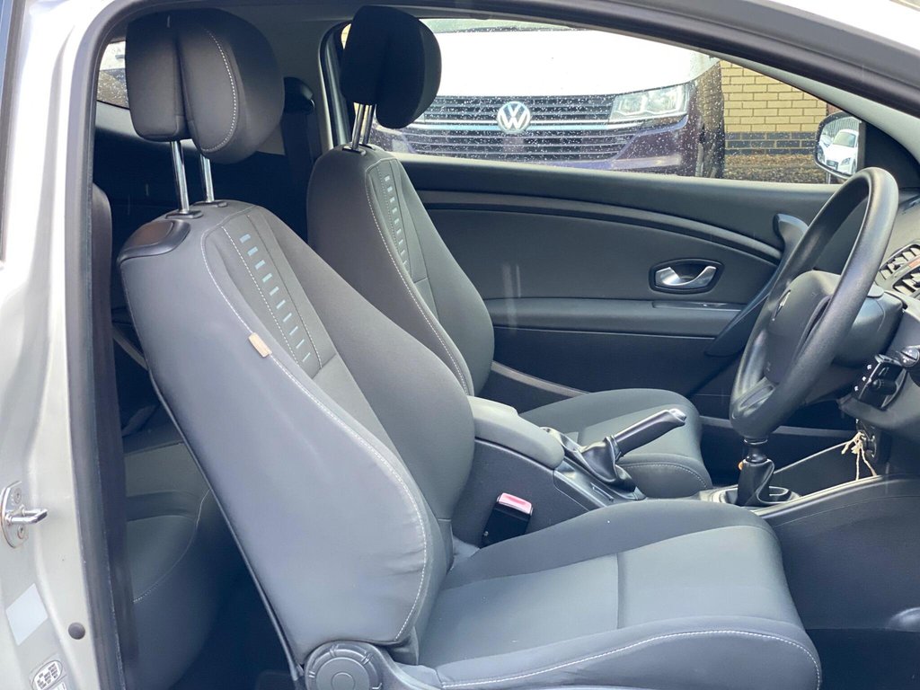 Used Renault Megane 2010 for sale - 77236388: Photo 24