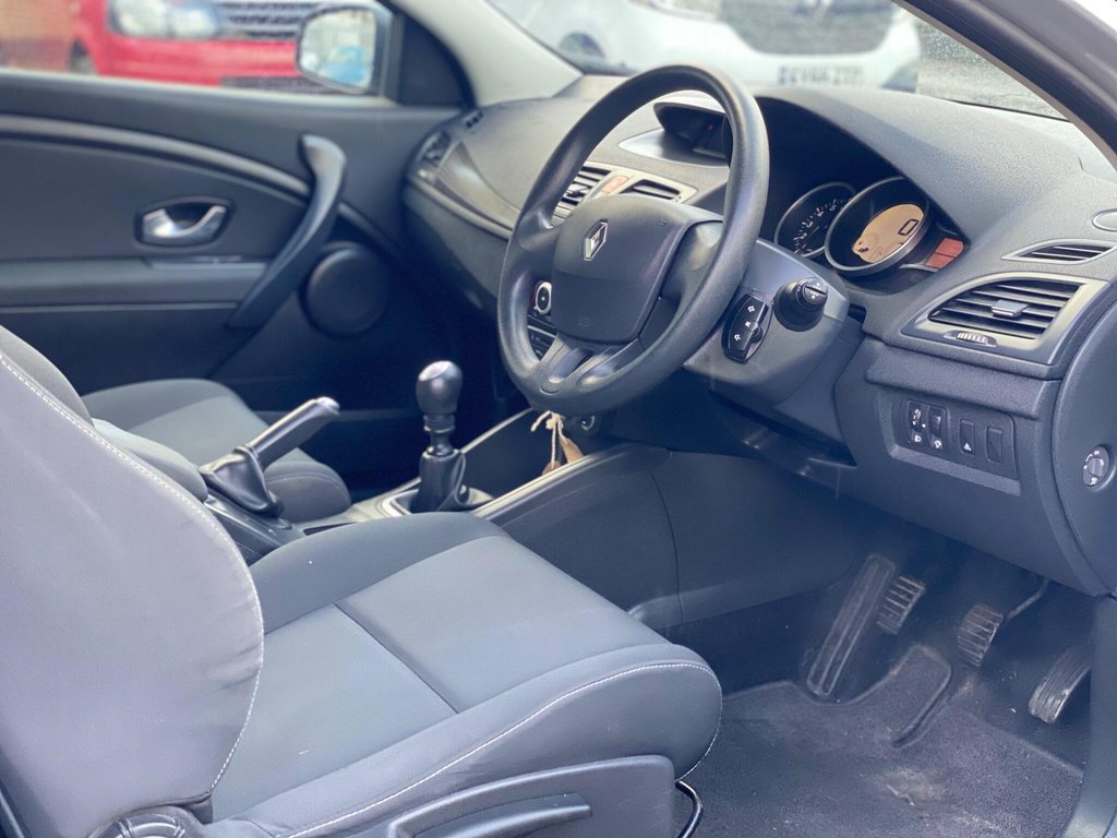 Used Renault Megane 2010 for sale - 77236388: Photo 26