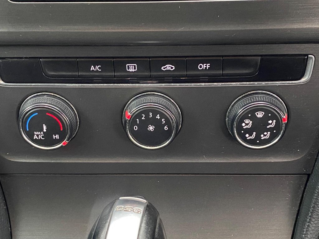 Used Volkswagen Golf 2013 for sale - 77703926: Photo 10