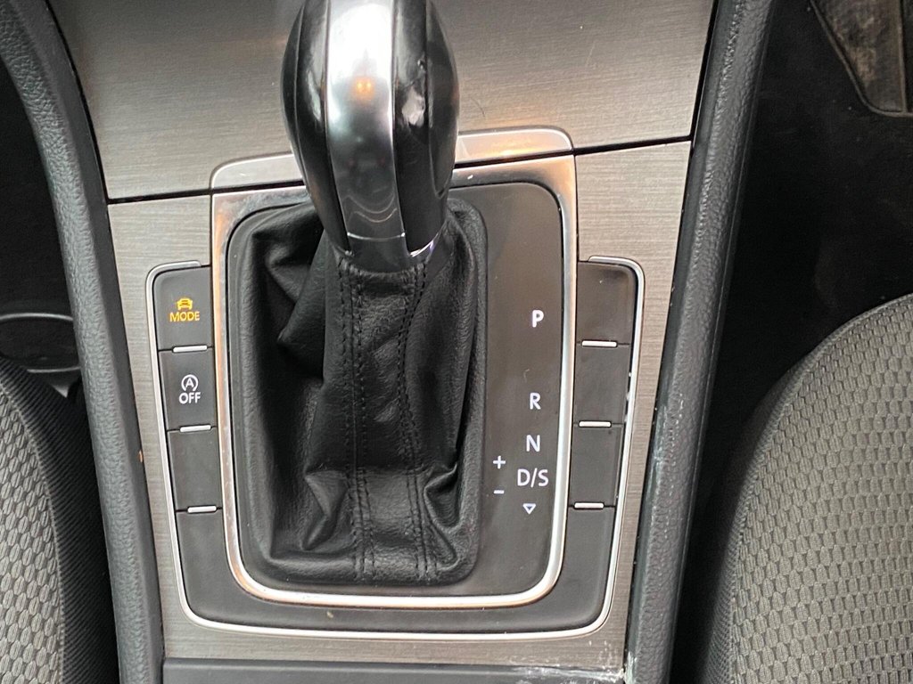 Used Volkswagen Golf 2013 for sale - 77703926: Photo 11