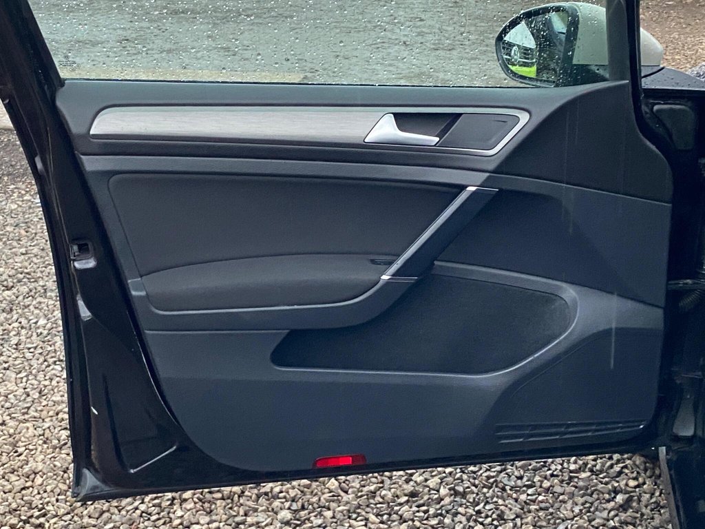 Used Volkswagen Golf 2013 for sale - 77703926: Photo 38