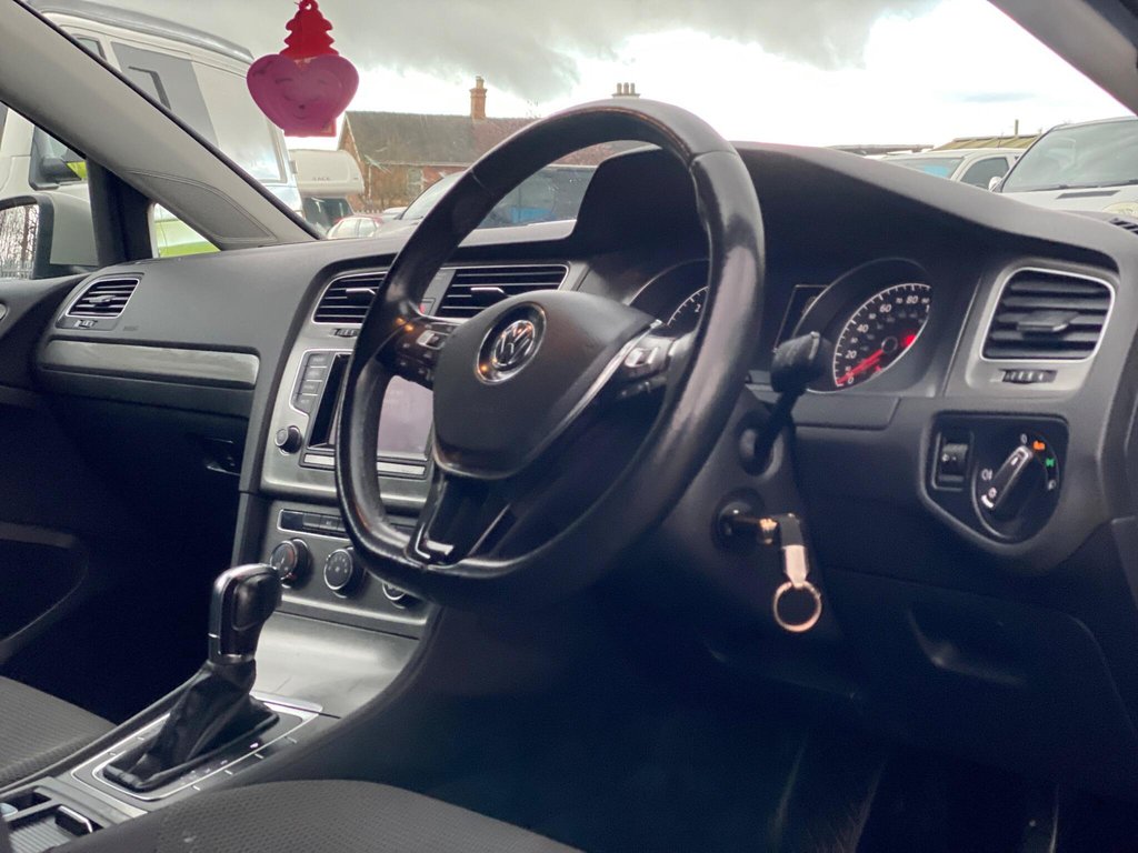 Used Volkswagen Golf 2013 for sale - 77703926: Photo 4