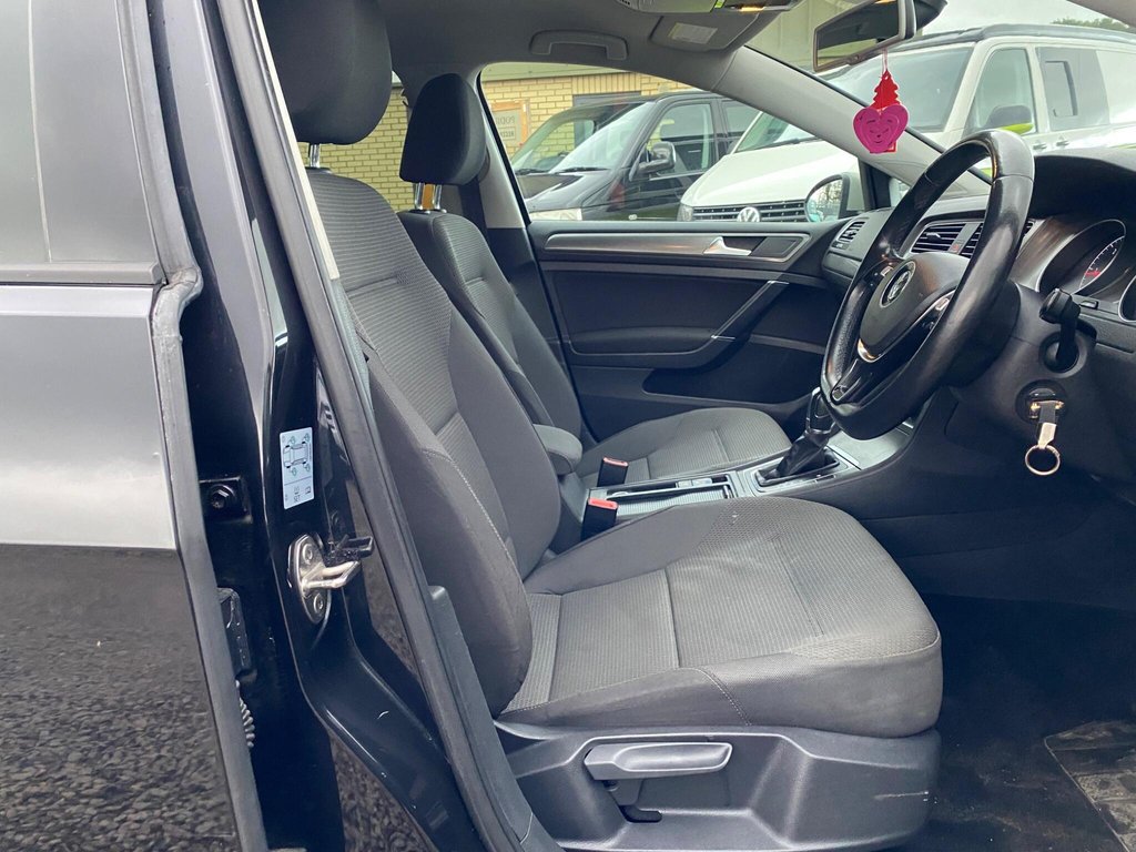 Used Volkswagen Golf 2013 for sale - 77703926: Photo 5