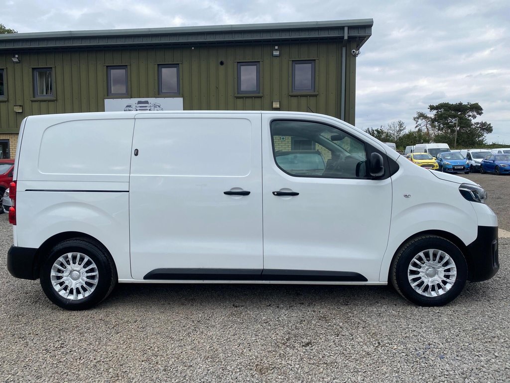 Used Toyota ProAce 2021 for sale - 76309435: Photo 19